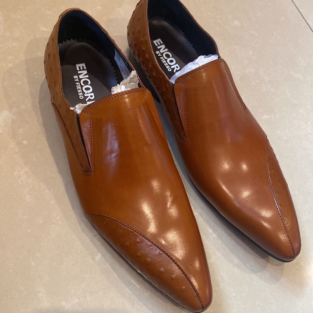 NWB Encore Fiesso Ostrich Loafer DRESS SHOE FI3240
